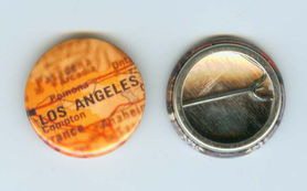 不銹鋼胸章,e字針胸章產品大圖 友利工藝制品廠