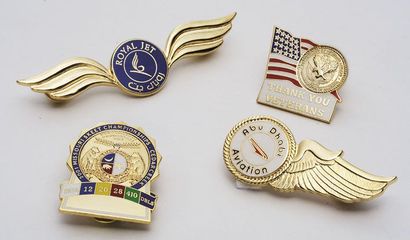 供應鏤空字母胸章,廣州logo胸針,公司徽章設計制作價格.